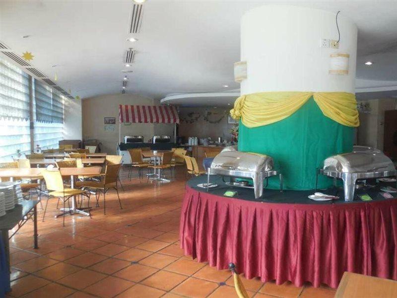 Mandarin Court Hotel Kuala Lumpur Extérieur photo