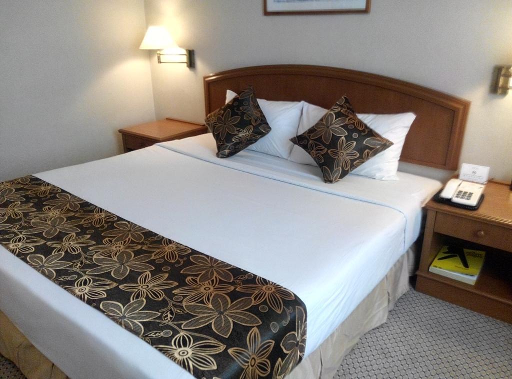 Mandarin Court Hotel Kuala Lumpur Extérieur photo