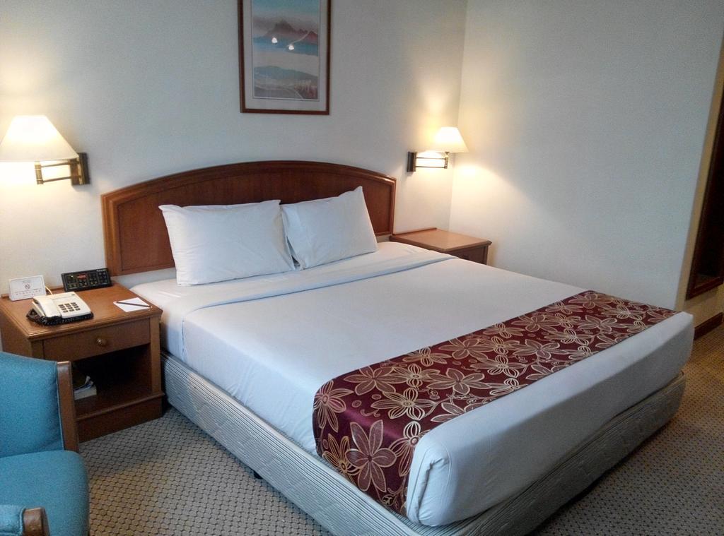 Mandarin Court Hotel Kuala Lumpur Extérieur photo