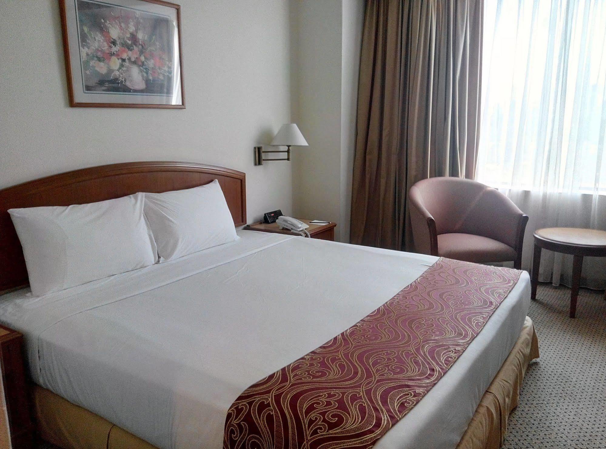 Mandarin Court Hotel Kuala Lumpur Extérieur photo