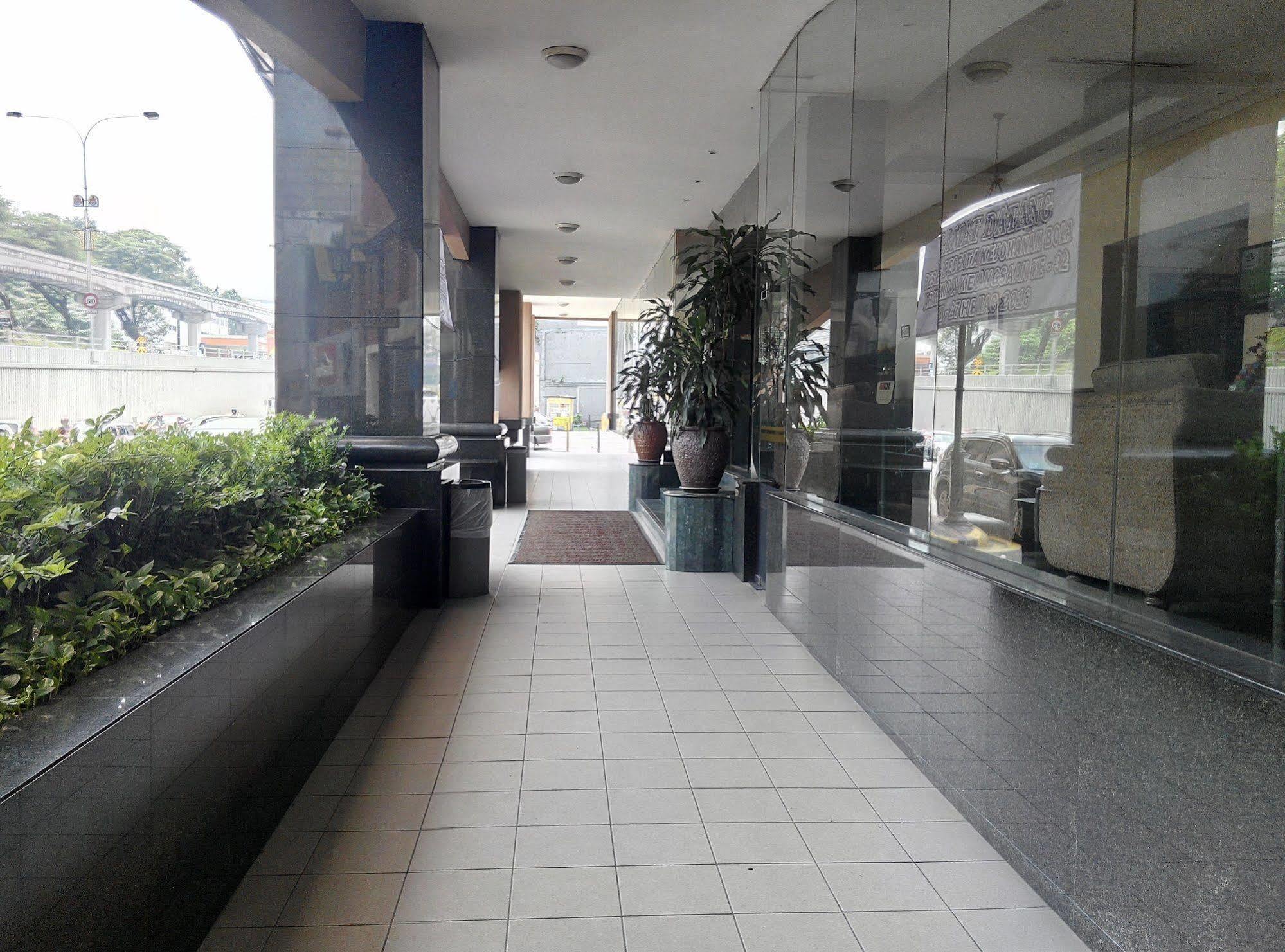 Mandarin Court Hotel Kuala Lumpur Extérieur photo