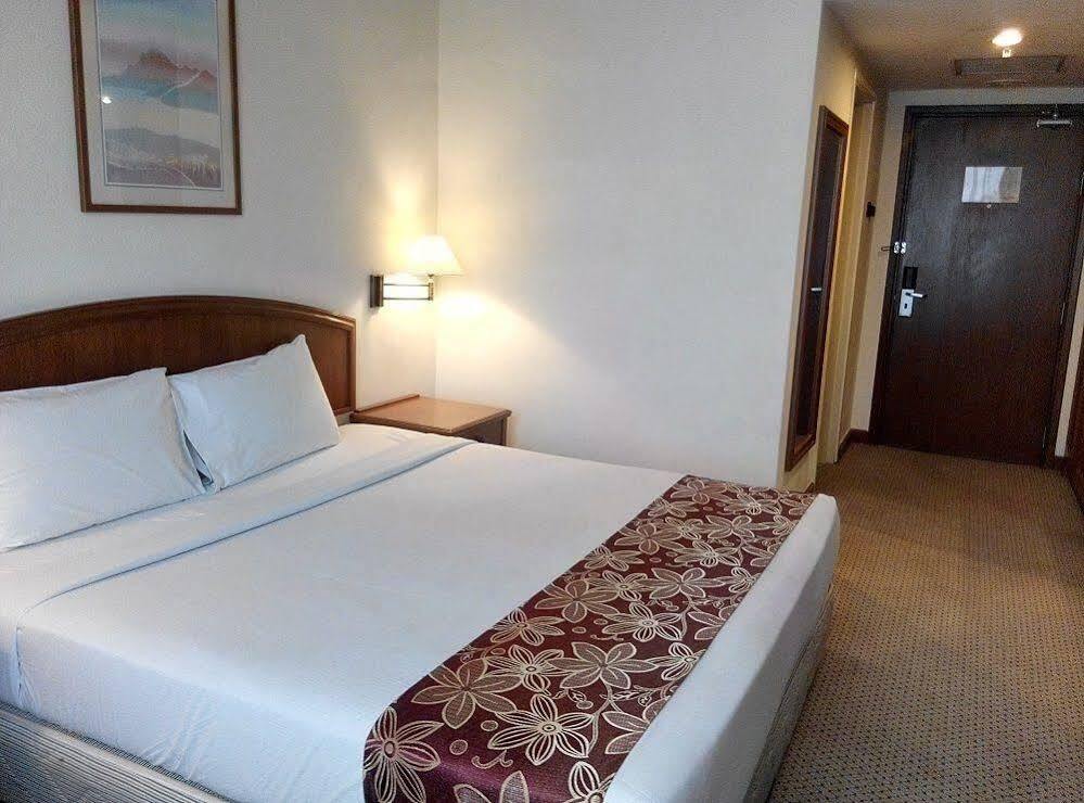 Mandarin Court Hotel Kuala Lumpur Extérieur photo