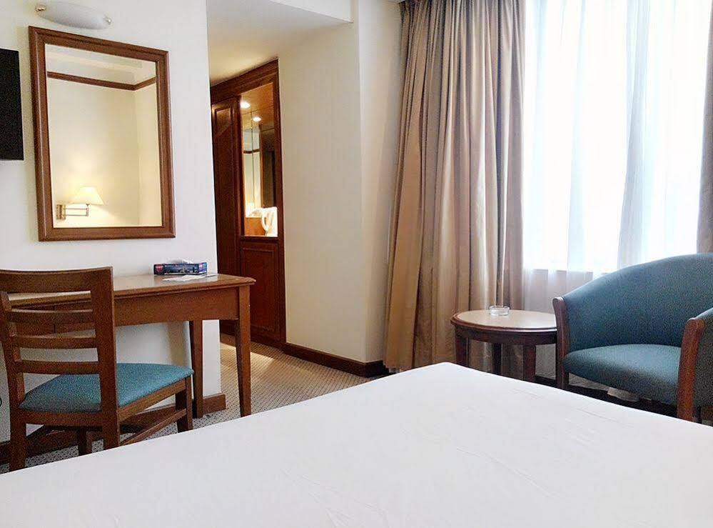 Mandarin Court Hotel Kuala Lumpur Extérieur photo